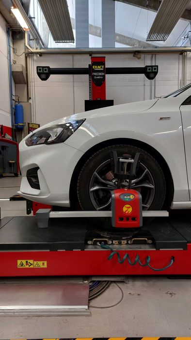 CORGHI - EXACT 70 Plus  стенд за регулиране на предед и заден мост