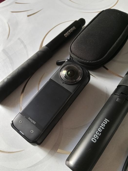 Insta 360 x4 продам