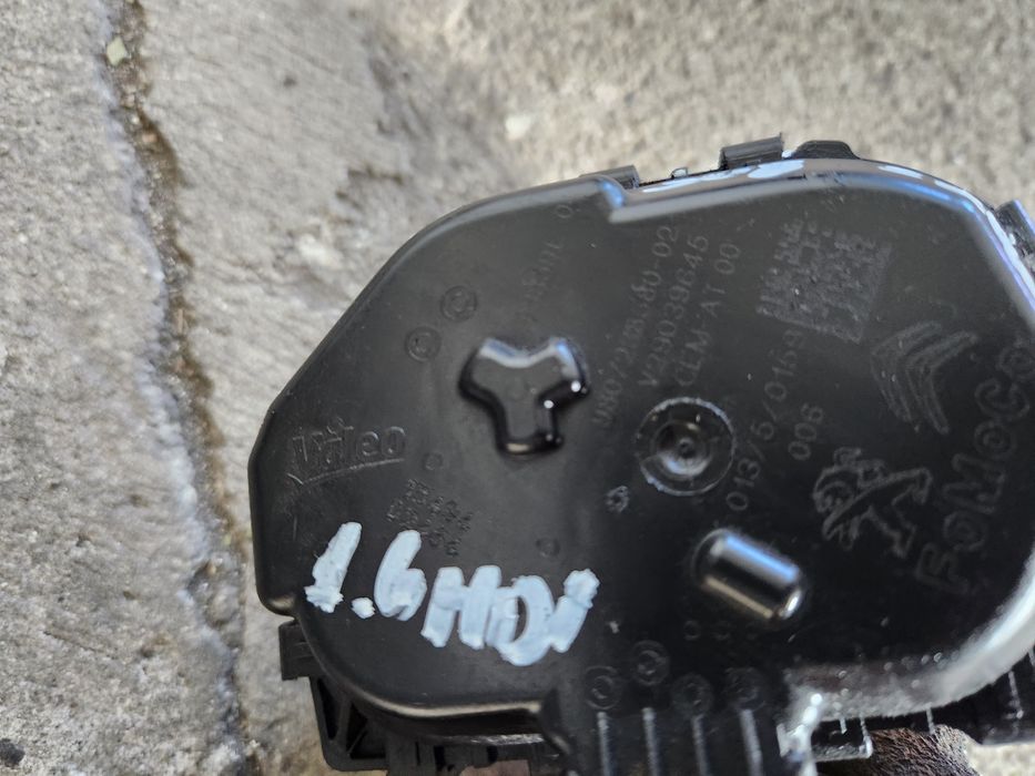 Дросел клапа за Пежо 1.6hdi 120кс