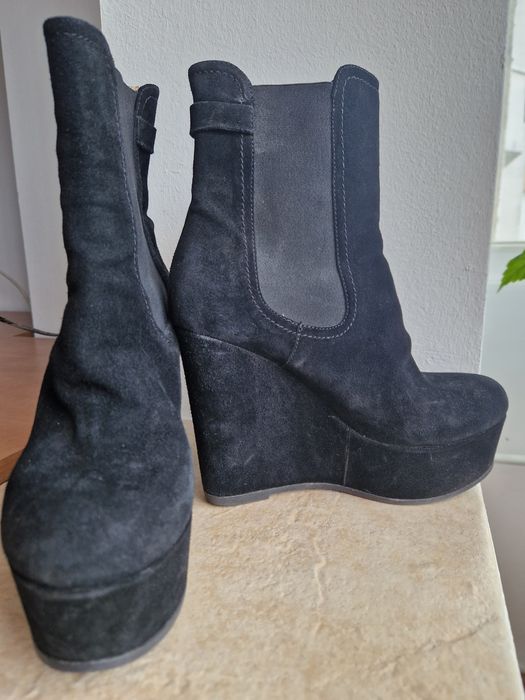 Botine Musette, marimea 38,  piele naturala intoarsa, cu platforma