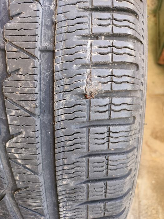 Продавам две зимни гуми Michelin pilot alpin 225/55/17