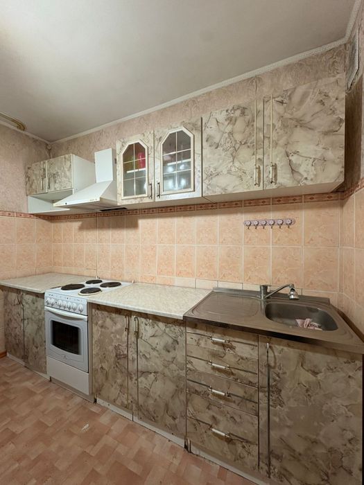 Кухонный гарнитур б/у