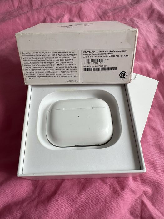 Наушники Apple AirPods Pro 2nd generation белый