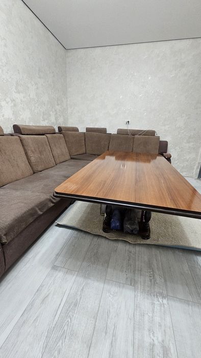 Уголок для гостинной + стол