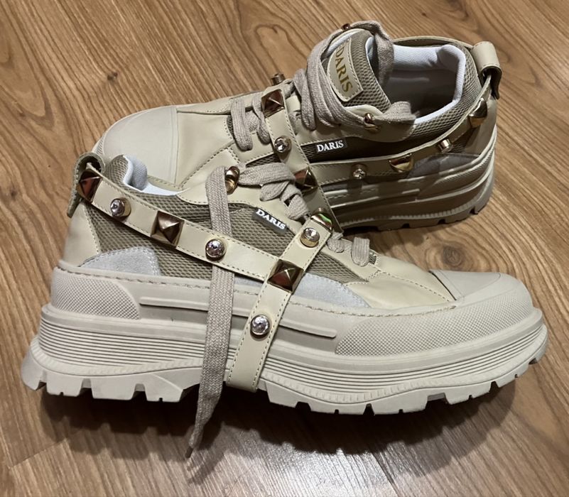 Маратонки  Daris