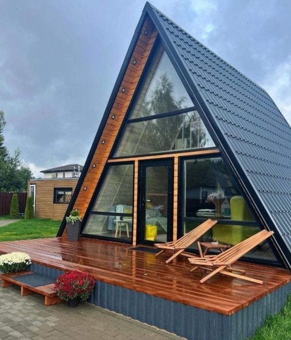 Vând cabane de lemn