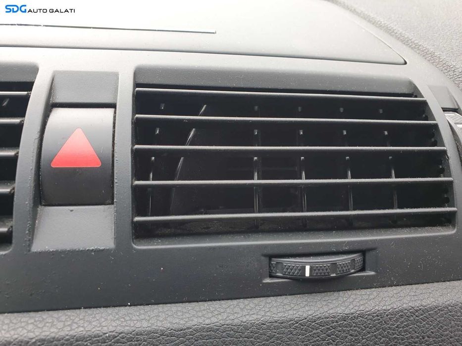 Gura Grila Aer Aerisire Ventilatie Bord Centrala Skoda Octavia 2 2004 - 2013 [C4109]