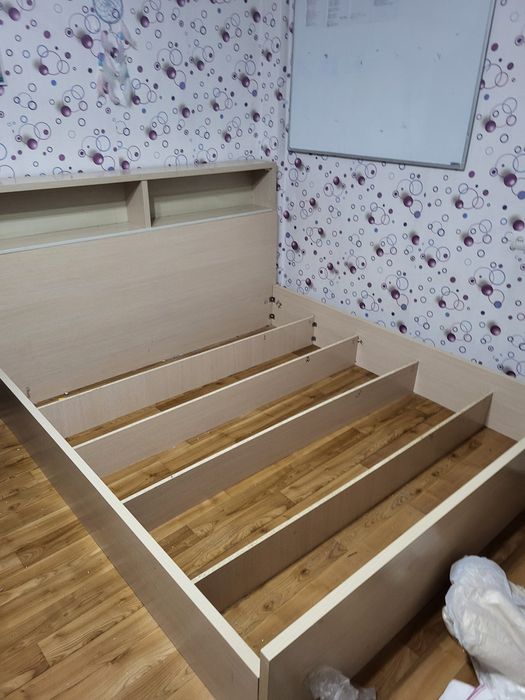 Кровать двухспальная ЛДСП