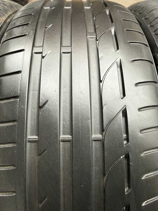 Set Anvelope vara 255/40 r18 cu 225/45 18 Pirelli si Bridgestone runflat
