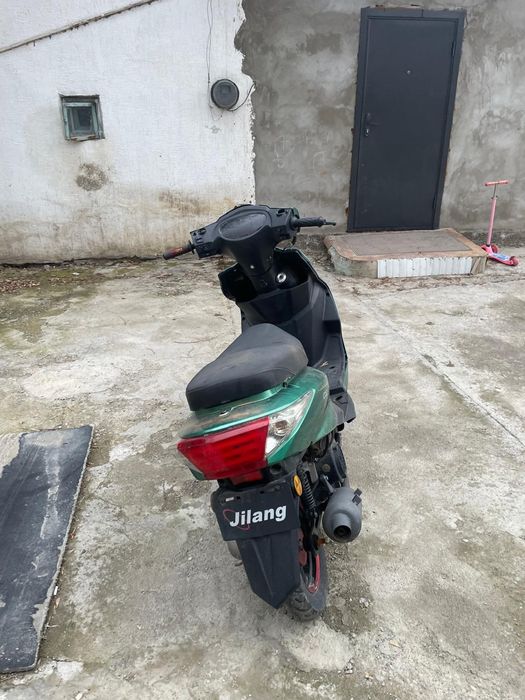 Мопед скутер м 8