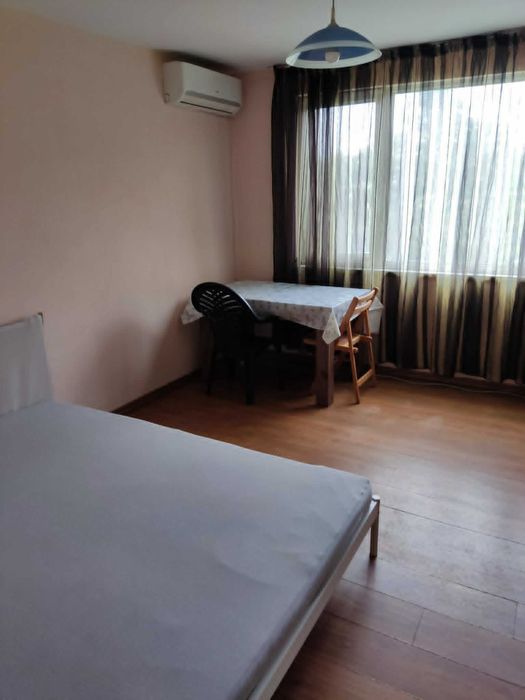 Дава се под наем Едностаен апартамент в Русе, Център - 45 кв.м за 298.86 € - Снимка #8