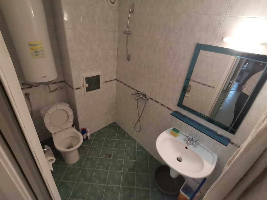 Дава се под наем Двустаен апартамент в Бургас, Изгрев - 67 кв.м за 229.5 € - Снимка #6