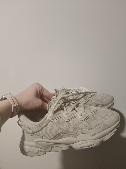 Vând addidasi ADDIDAS NOI