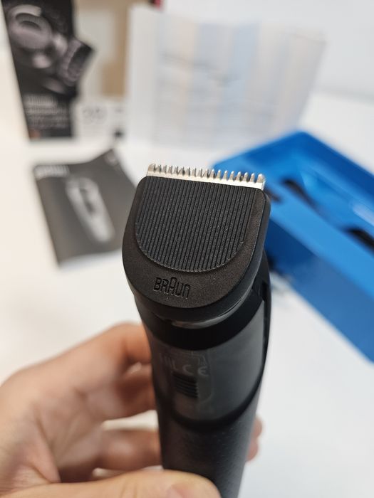 Aparat reincarcabil de tuns barba si parul - BRAUN 5042