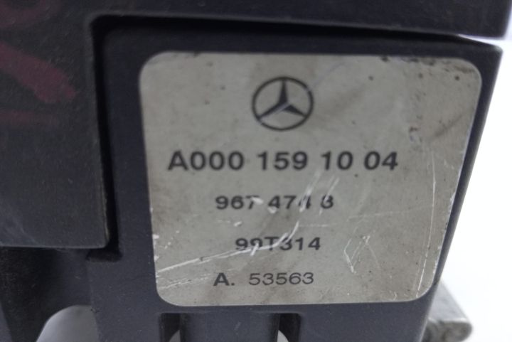 Pompa recirculare  preincalzitor apa A0001591004 Mercedes-Benz E-Clas
