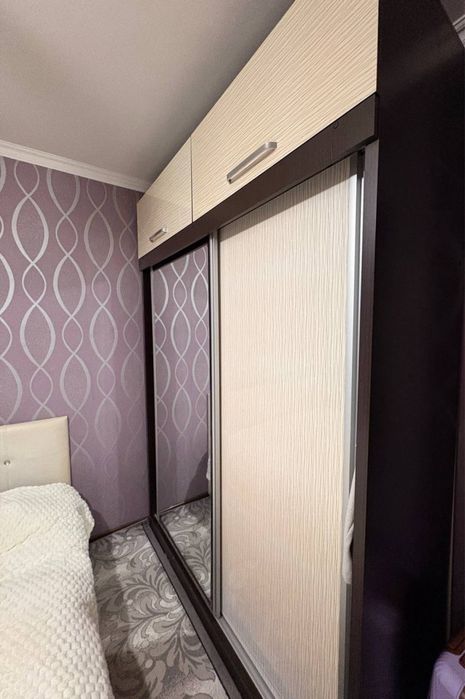 Шифоньер с кроватью