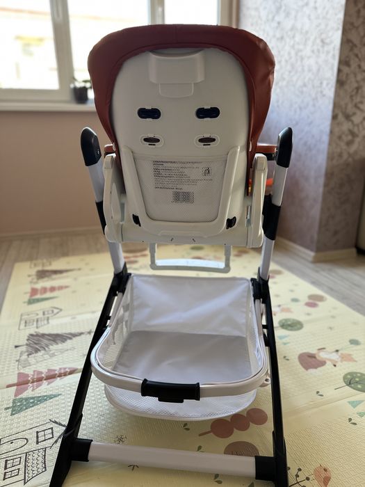 Столче за хранене Carrello Apricus