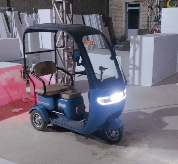 Продаю Трицикл Электрический