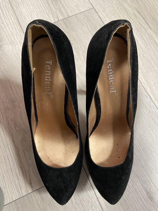 Обувки Тенденз