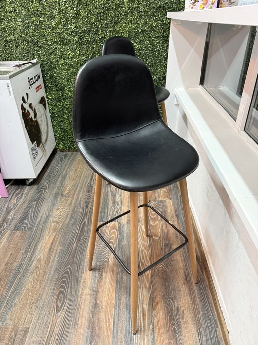 Vand set 4 scaune de bar