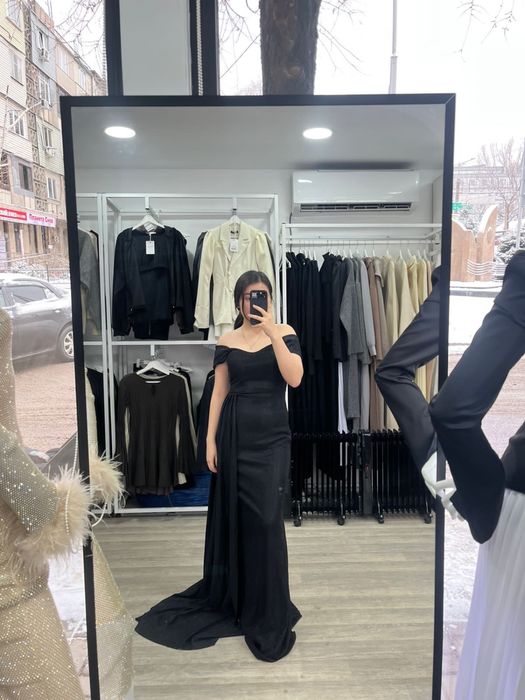 Платье с блестками