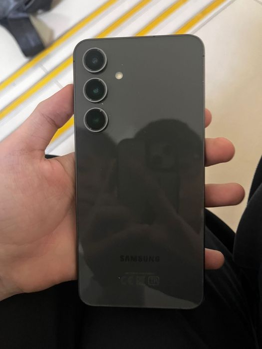 Самсунг с24 фе 128/8