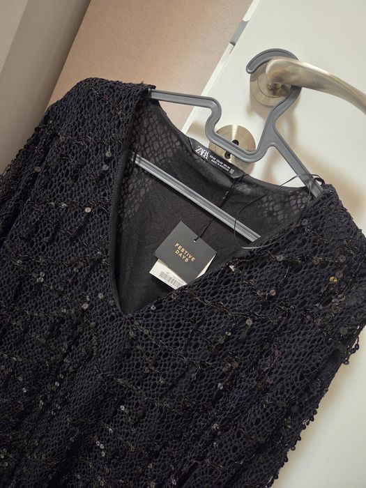 Рокля ZARA с пайети