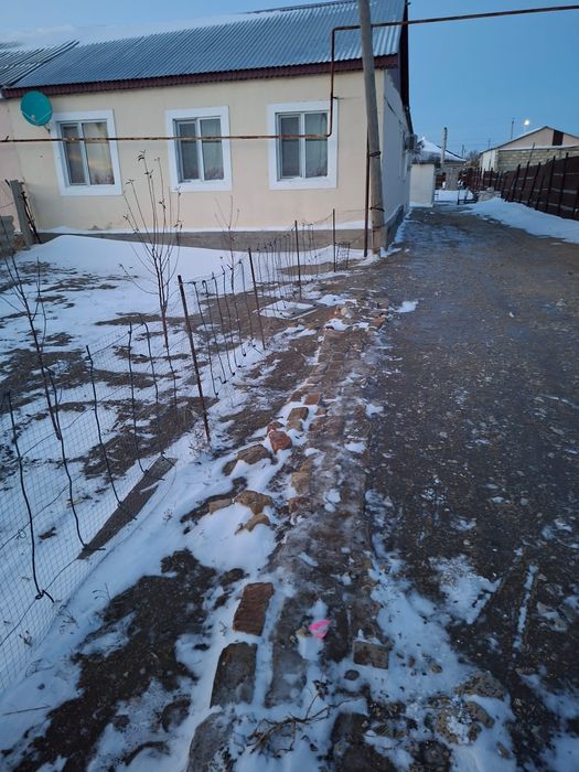 Үй сатылады. Ақжар 1