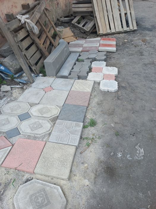 Газоблок и брусчатка