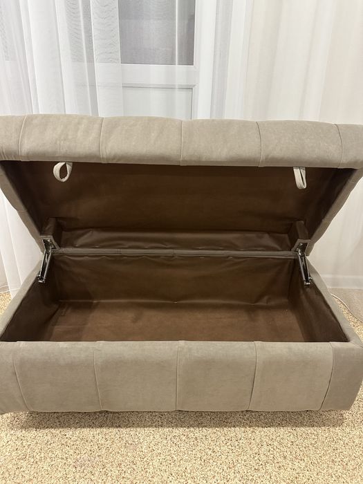 Пуфик для спальни