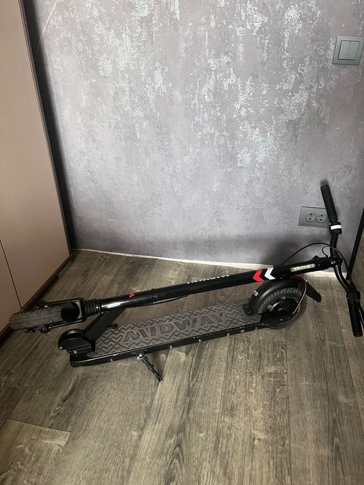 Электросамокат Midway