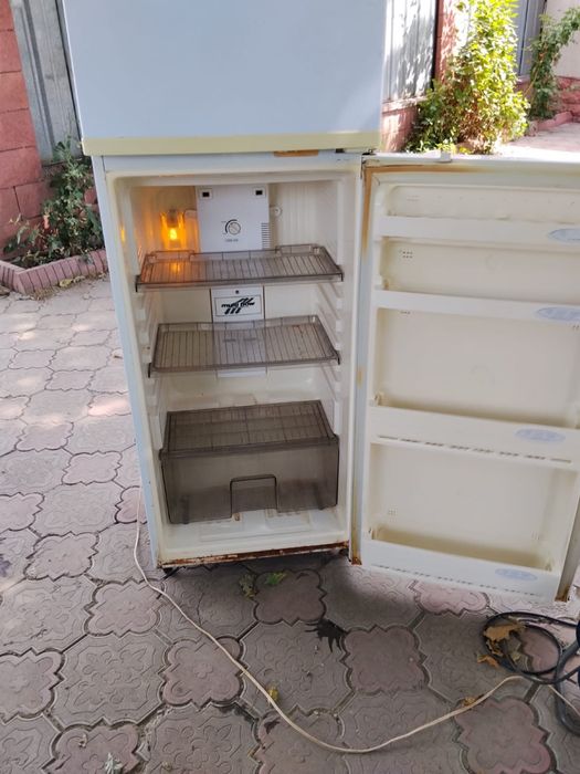 Продам холодильник Samsung