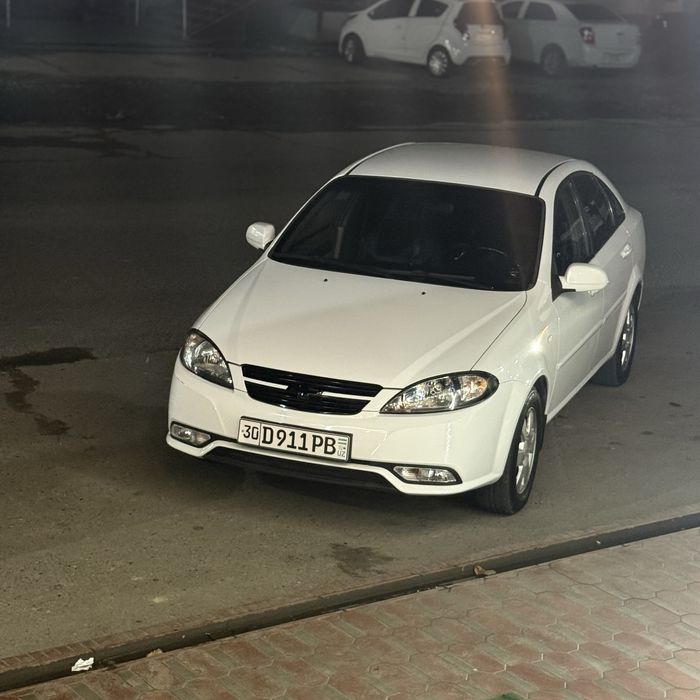 Lacetti Gentra 2014 Tiniq ideal