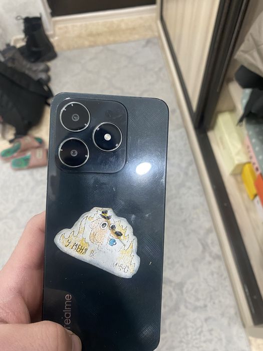 Реалми с 61.                .