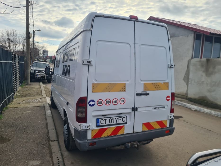 Vând Mercedes Sprinter