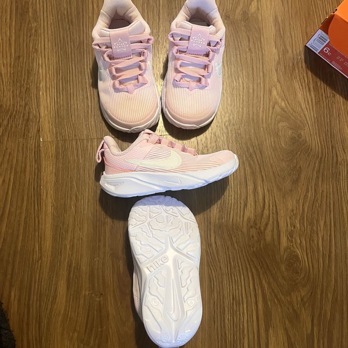 Бебешки обувки/ маратонки Nike 22 номер