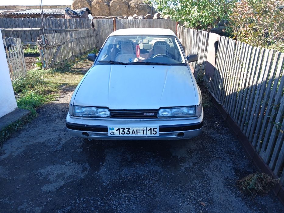 Mazda 626 2 литра 1988 года