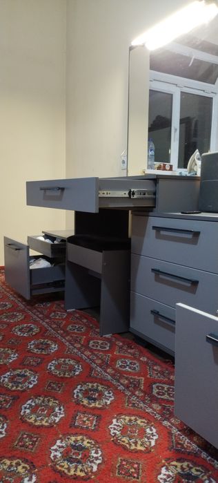 Мебель; для  дома новая