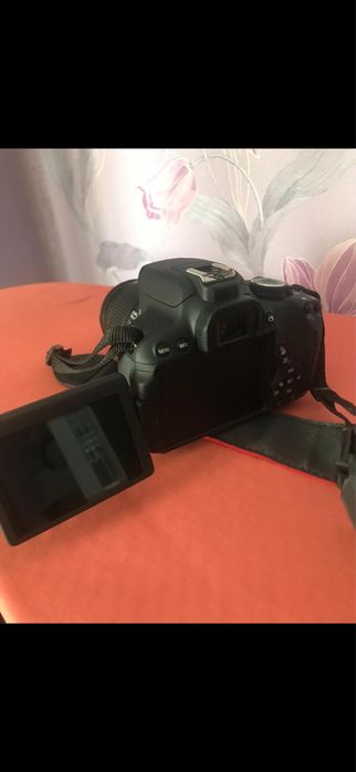 Камера Canon eos 650 D