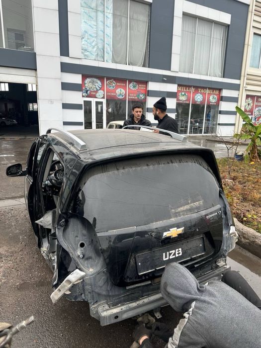 Spark 2022 kuzov sotiladi eshik bagaj tom