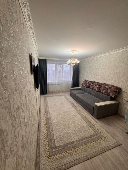 Продам квартиру 3 комнатную