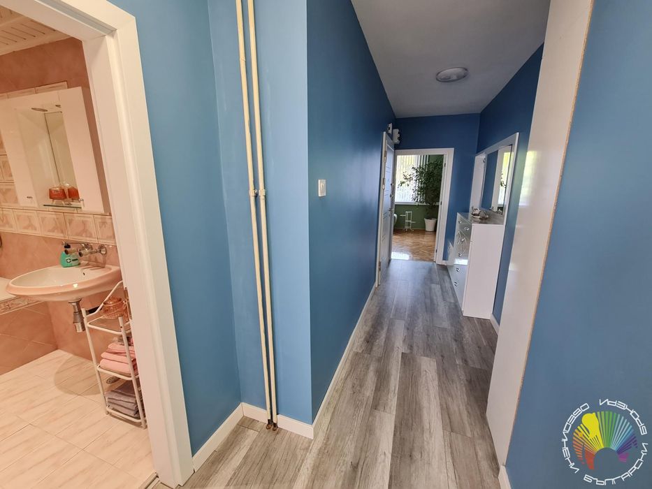 Дава се под наем Тристаен апартамент в Бургас, Славейков - 96 кв.м за 688.5 € - Снимка #5