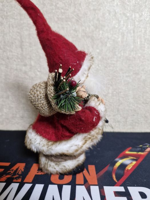 Новогодняя игрушка дед мороз