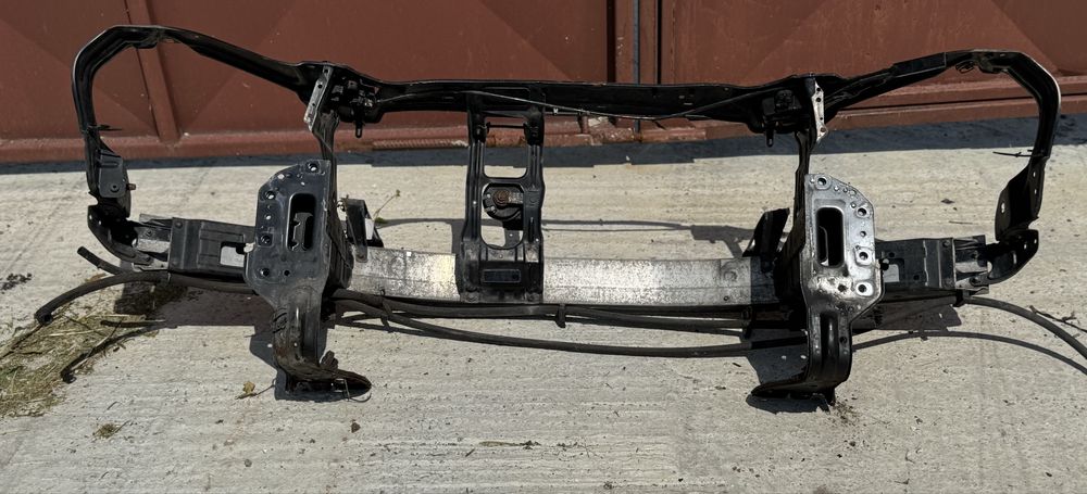 Очиларка, предна греда, буфери (цяла предница) Мерцедес CLK W209/C209