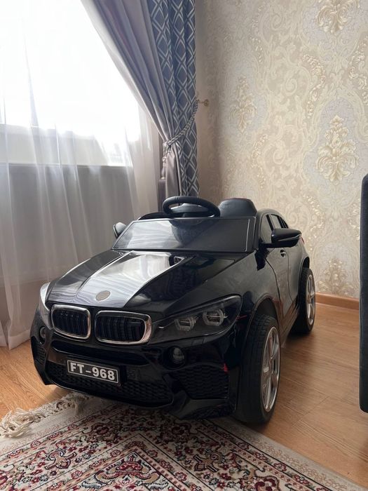 Электромобиль детский