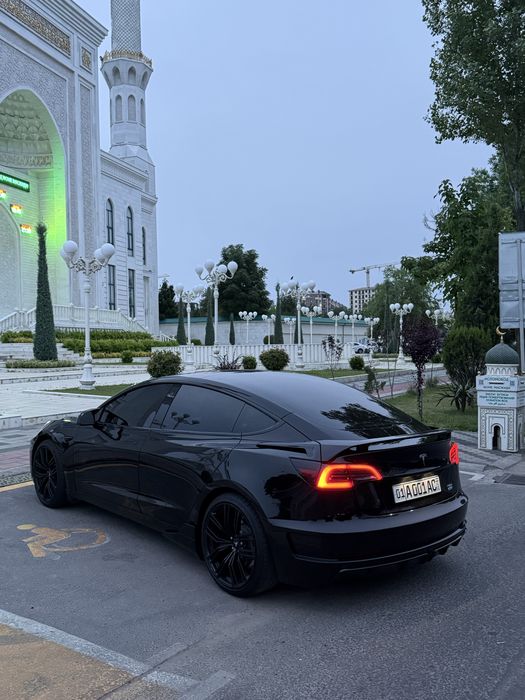 Tesla Model 3 Dual Motor Long Range Brabus Tuning