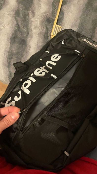 Ghiozdan/ rucsac Supreme, nou cu etichete, negru