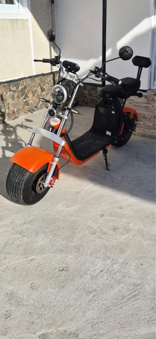 Vând scuter electric