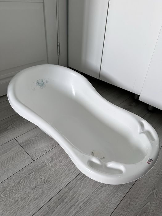 Ванночка для купания младенцев