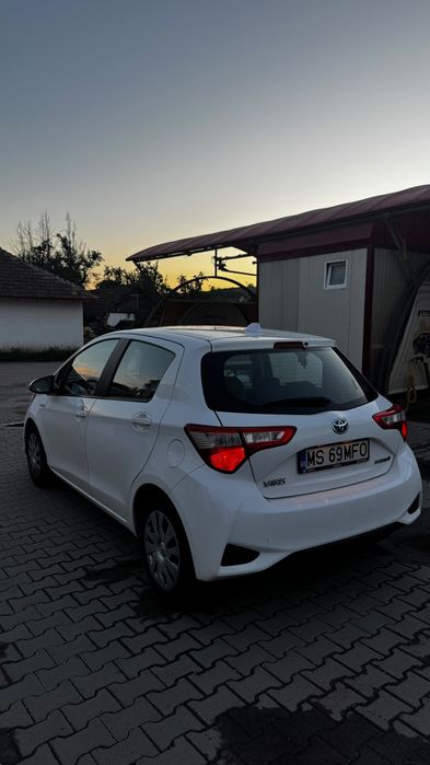 TOYOTA Yaris 2018 — imagine 3